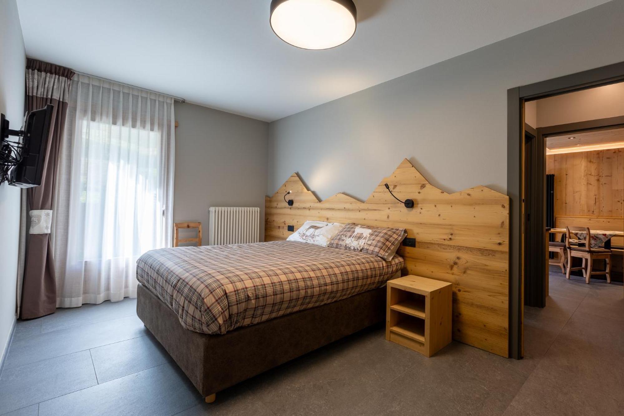 Bluebell Apartments Livigno Exteriör bild
